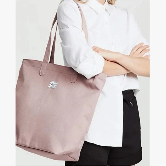 Herschel Supply Co Mica Tote Bag Ash Rose
Carryon Zipper Top Travel Bag NWT - Picture 11 of 11